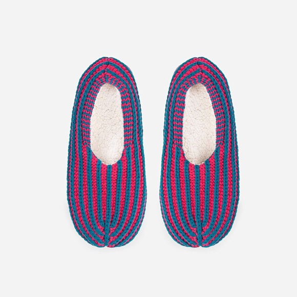 VERLOOP
Chunky Rib Slippers || Fuchsia Teal - Picture 3 of 4